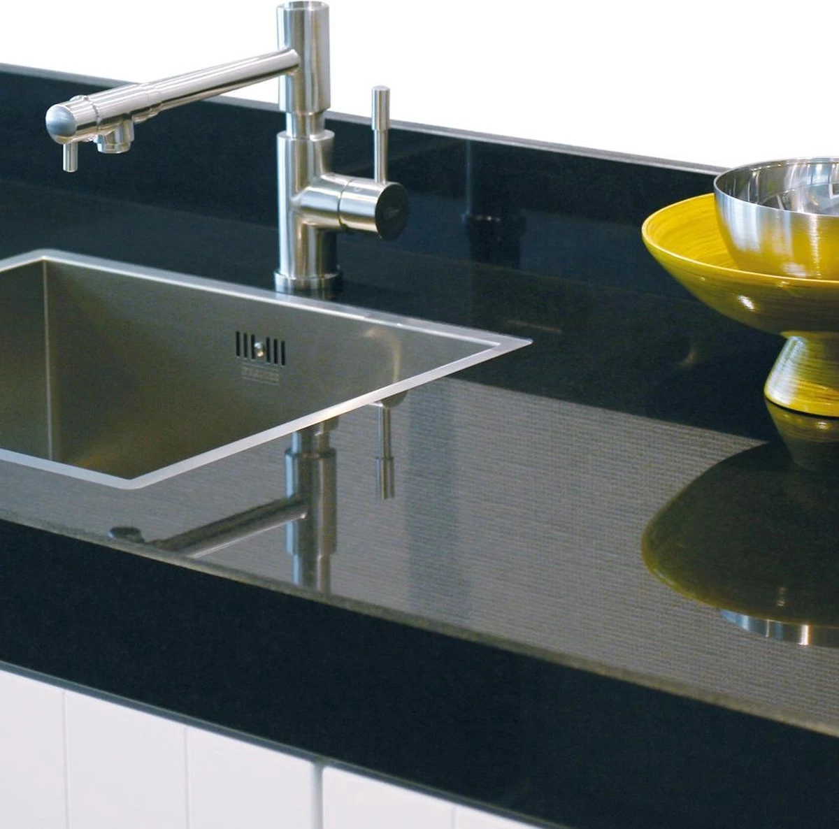 HG natuurstenen aanrechtbladreiniger - 500ml - veilig in gebruik - streeploos schoon - dagelijkse reiniging HG Natuurstenen Aanrechtbladreiniger - 500ml - Veilig In Gebruik - Streeploos Schoon - Dagelijkse Reiniging -bol winkel 1200x1186 12