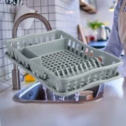 Merkloos Decopatent® Afdruiprek Voor Afwas - Afdruiprekje Met Lekbak - Kunststof Afdruipmat - Afwassen Borden & Bestek - 32.5x49x9 - Grijs 7 Merkloos Decopatent® Afdruiprek Voor Afwas - Afdruiprekje Met Lekbak - Kunststof Afdruipmat - Afwassen Borden & Bestek - 32.5x49x9 - Grijs -bol winkel 1200x1200 1765