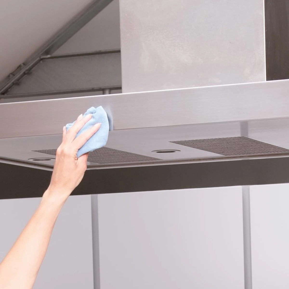 HG roestvrijstaal reiniger - 300ml - onzichtbare beschermlaag - reinigt snel en streeploos HG Roestvrijstaal Reiniger - 300ml - Onzichtbare Beschermlaag - Reinigt Snel En Streeploos -bol winkel 1200x1200 1937