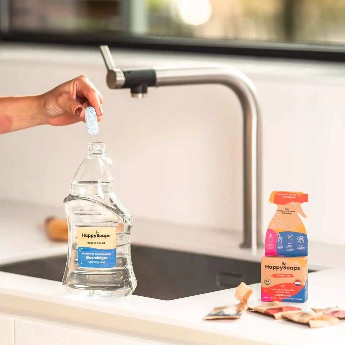 HappySoaps Cleaning Tabs - Combipack met 4 Verschillende Tabs - Allesreiniger, Keukenreiniger, Glasreiniger en Sanitairreiniger - 100% Plasticvrij, Duurzaam & Vegan HappySoaps Cleaning Tabs - Combipack Met 4 Verschillende Tabs - Allesreiniger, Keukenreiniger, Glasreiniger En Sanitairreiniger - 100% Plasticvrij, Duurzaam & Vegan -bol winkel 1200x1200 2135