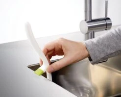 Joseph Joseph Edge Vaatwasborstel - Met Ingebouwde Gootsteensteun - Antraciet -bol winkel 1200x964 1